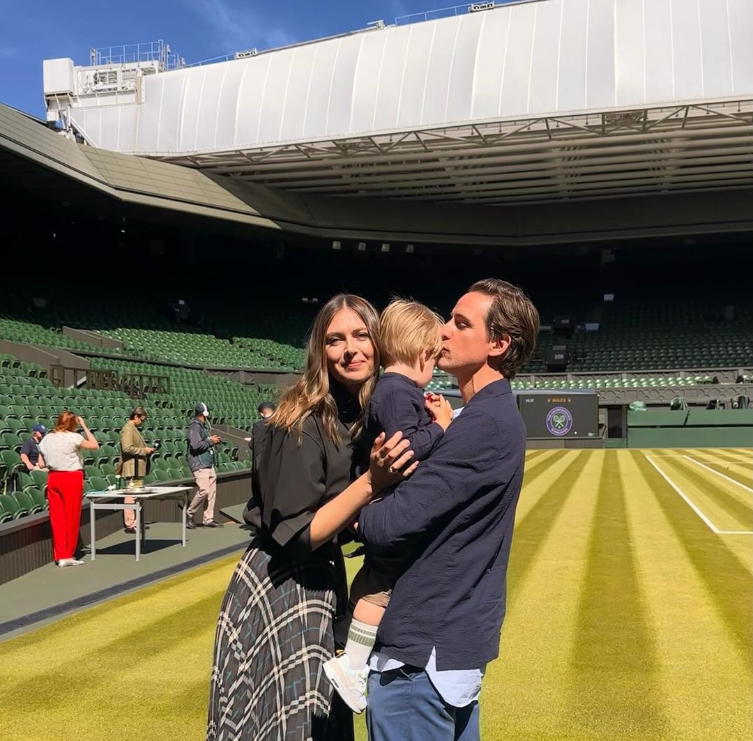 爱游戏体育-瑞士队观众热烈欢呼！，莎拉波娃迎来三赛季出色发挥比赛高潮迭起的简单介绍