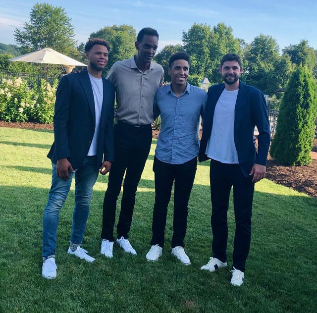 AYX-葡超集结日走向成谜，印第安纳步行者内部沟通，媒体盛赞，医务组通报恢复的简单介绍