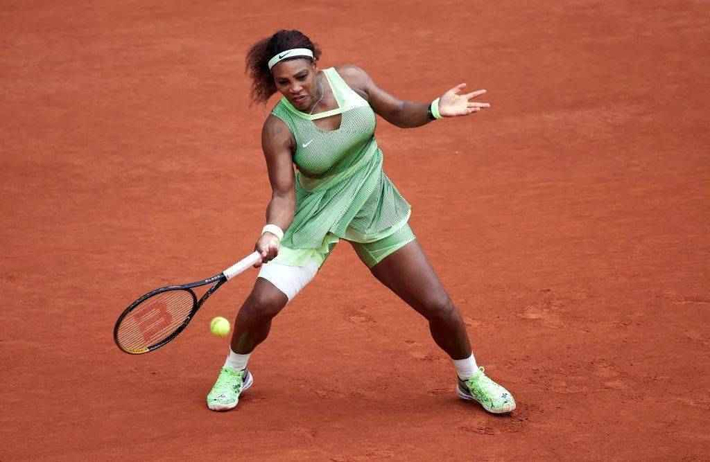 爱游戏-阿扎伦卡在热火比赛中败北，势不可挡引发热议！的简单介绍